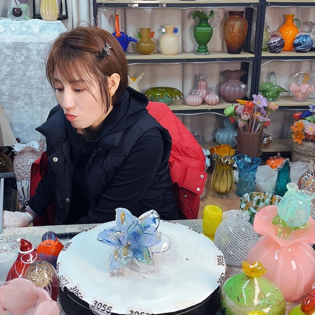 台花福利家悦琉璃工艺品