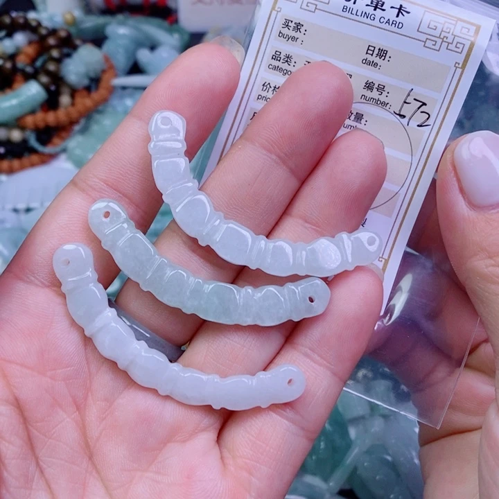 翡翠未镶嵌颈饰吊坠