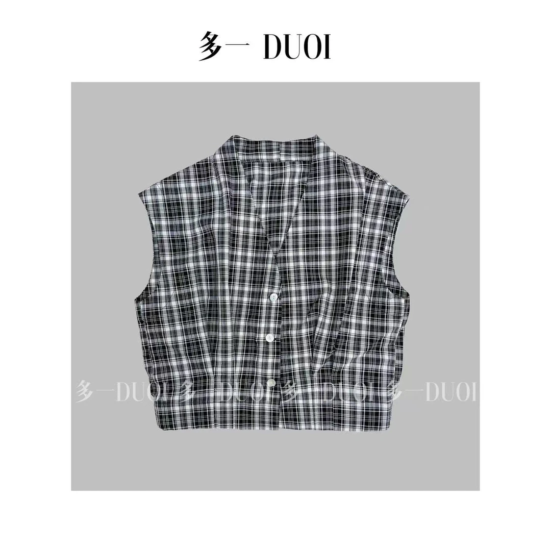 清——“复古格调”2025夏季复古休闲黑白竖格设计休闲百搭无袖V上衣