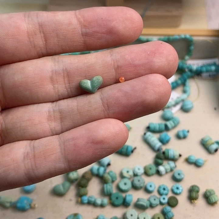 南红玛瑙未镶嵌珠宝奇石