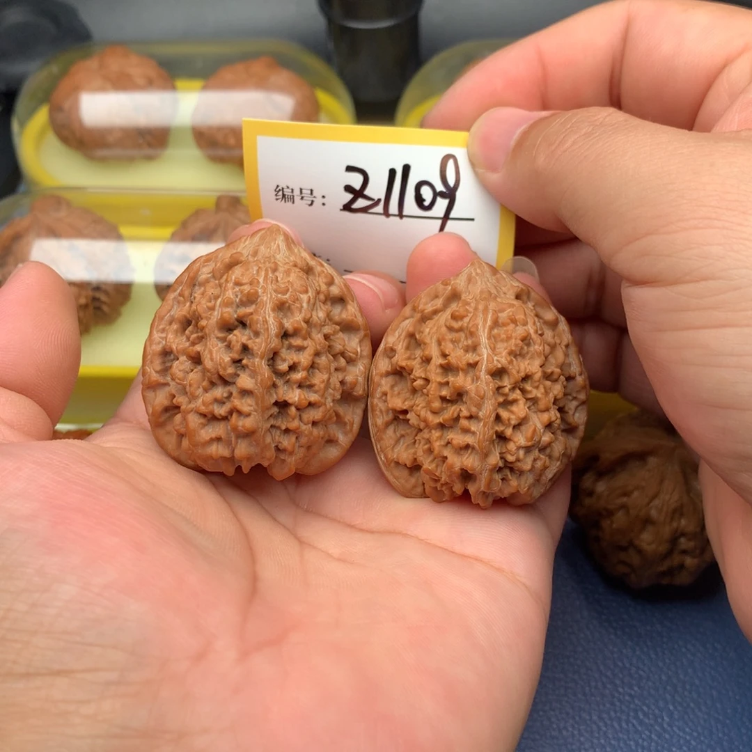 文玩核桃把件41百花山1109