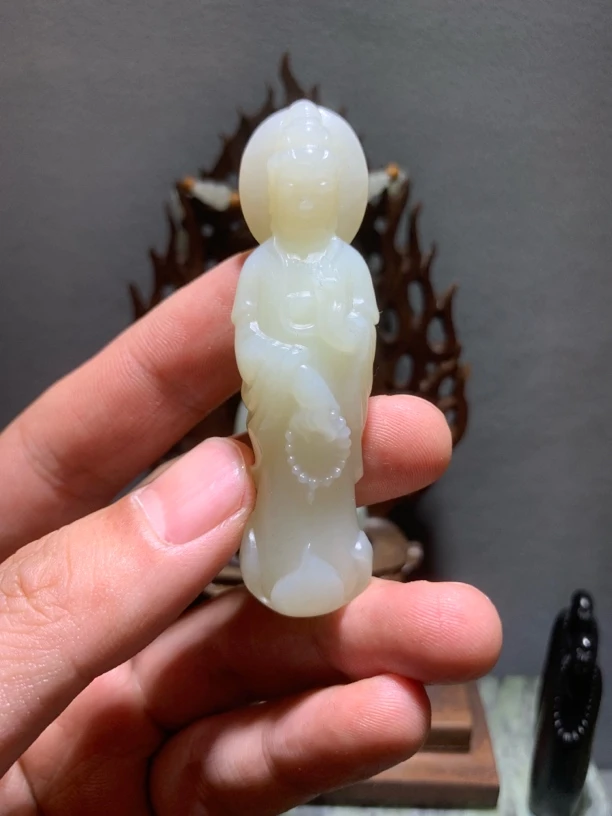 和田玉 羊脂玉 玉观音 重量30.2克