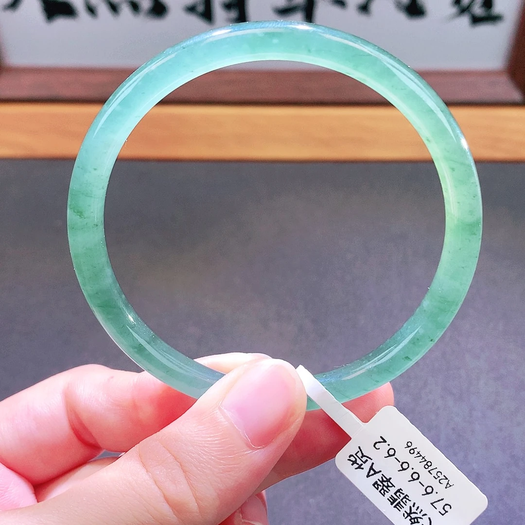 翡翠未镶嵌手镯天然翡翠