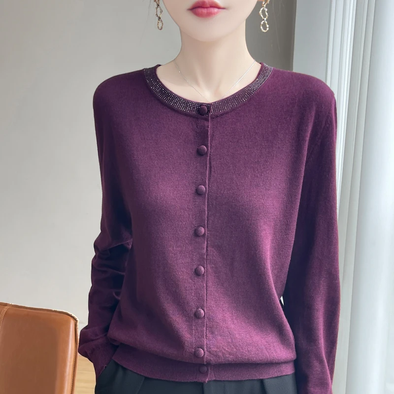 春秋女士薄款圆领羊毛衫新款百搭轻奢时尚针织衫桑蚕丝长袖打底衫