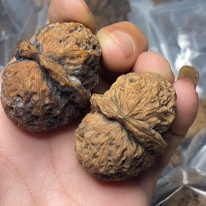 把件文玩核桃云南铁核桃86