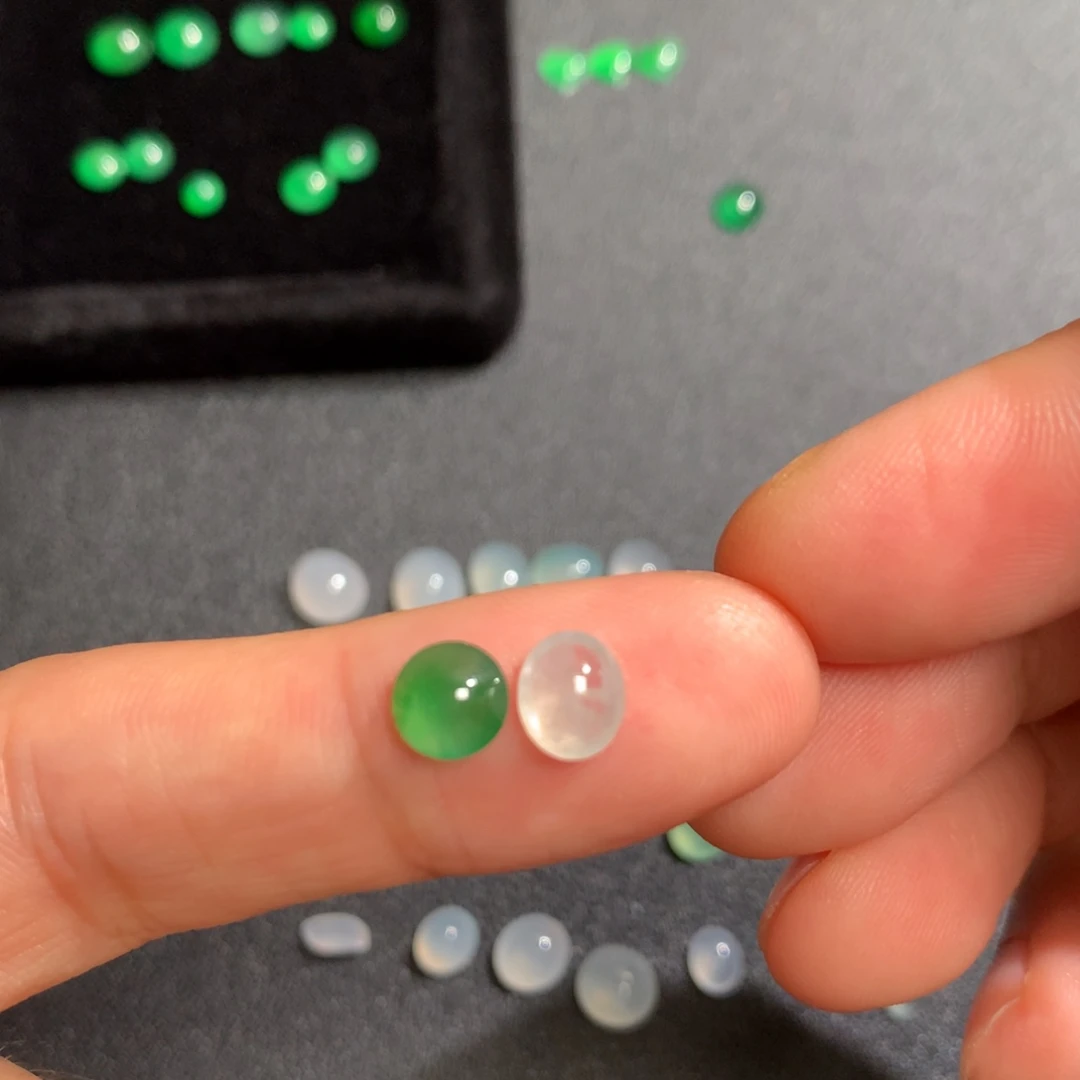 森***焱翡翠散珠裸石蛋面