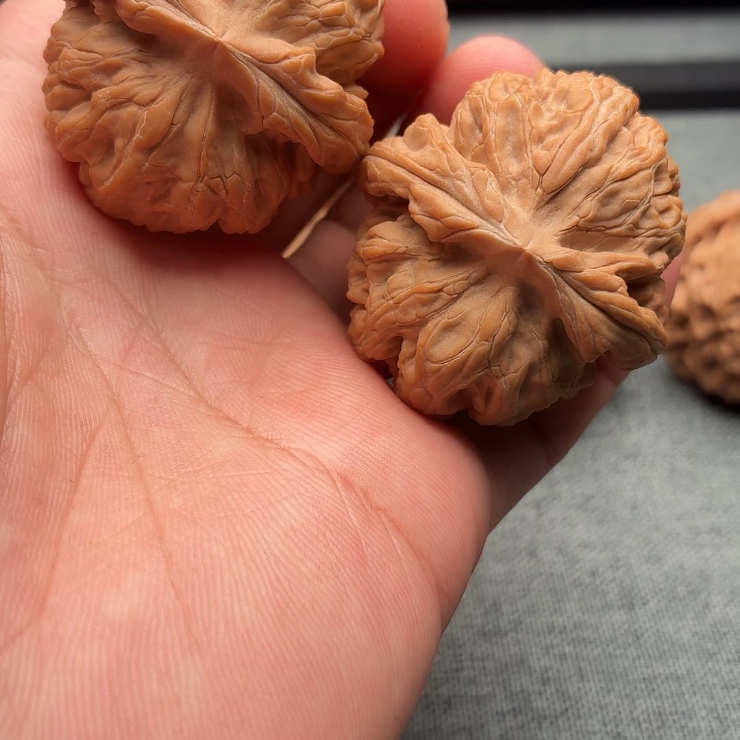 丁***国吊坠文玩核桃红锦鲤46尺寸LY-018