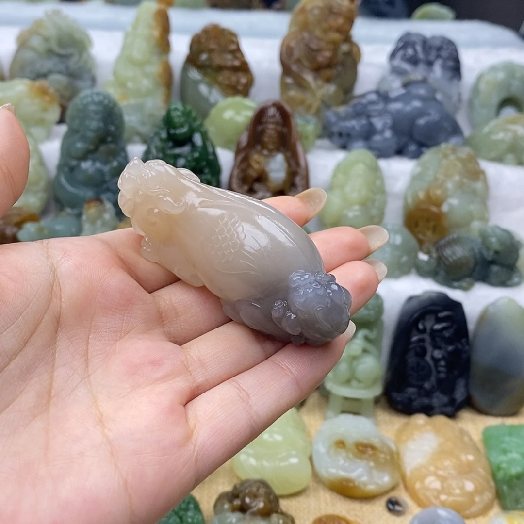 浮***丶和田玉未镶嵌颈饰