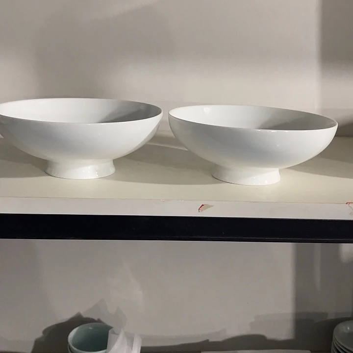 瓷片高白泥七英寸高脚浅碗两个，包邮