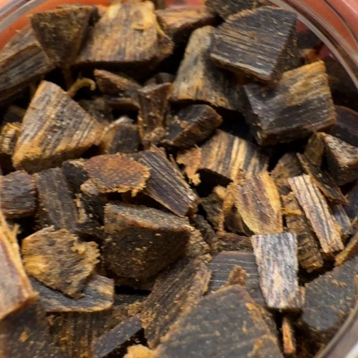 沉香碎屑沉香银**珠海南老乌身原叶高端小米粒30克