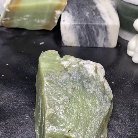 和田玉珠宝奇石足铂镶嵌