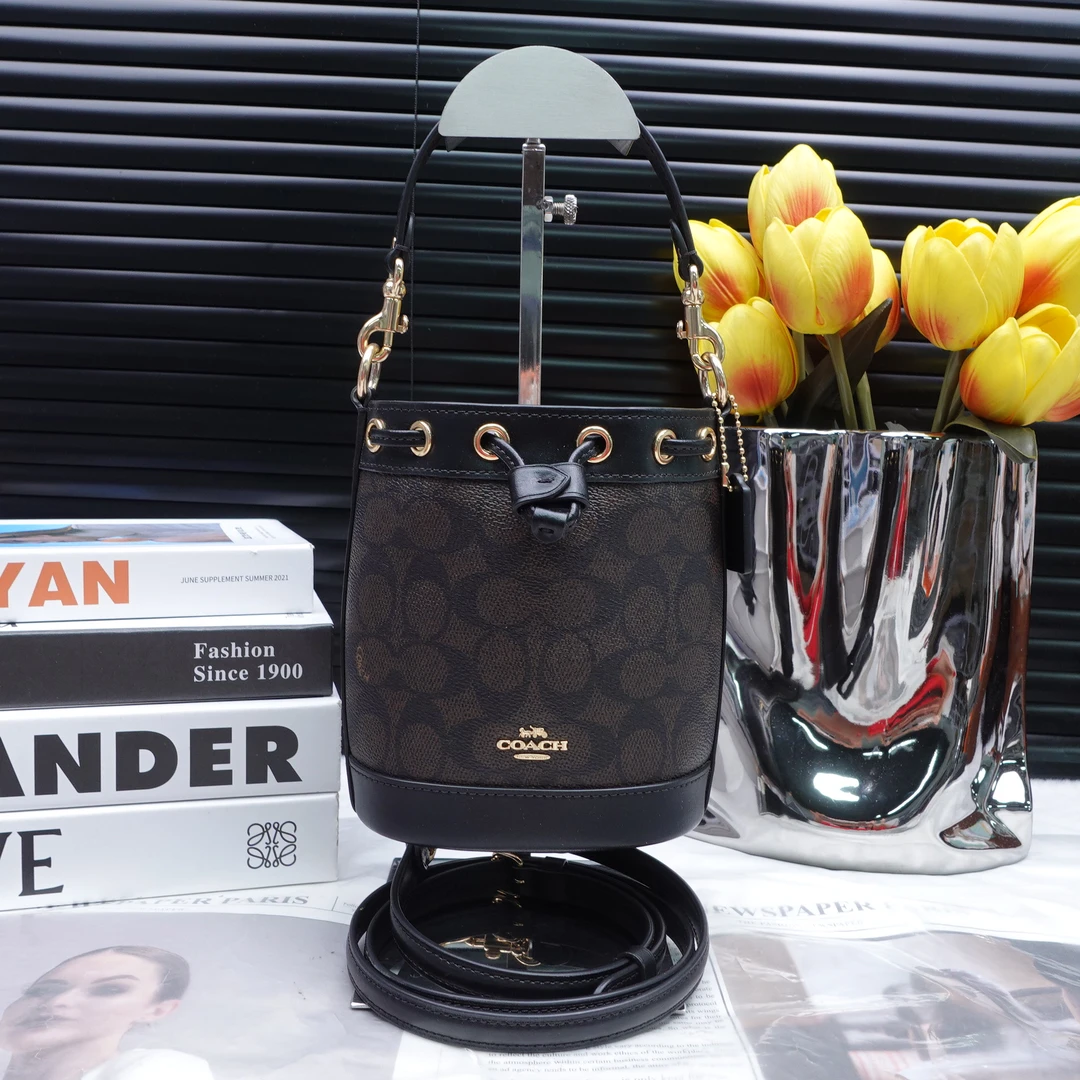 95新 COACH/蔻驰 单肩包/T20319964