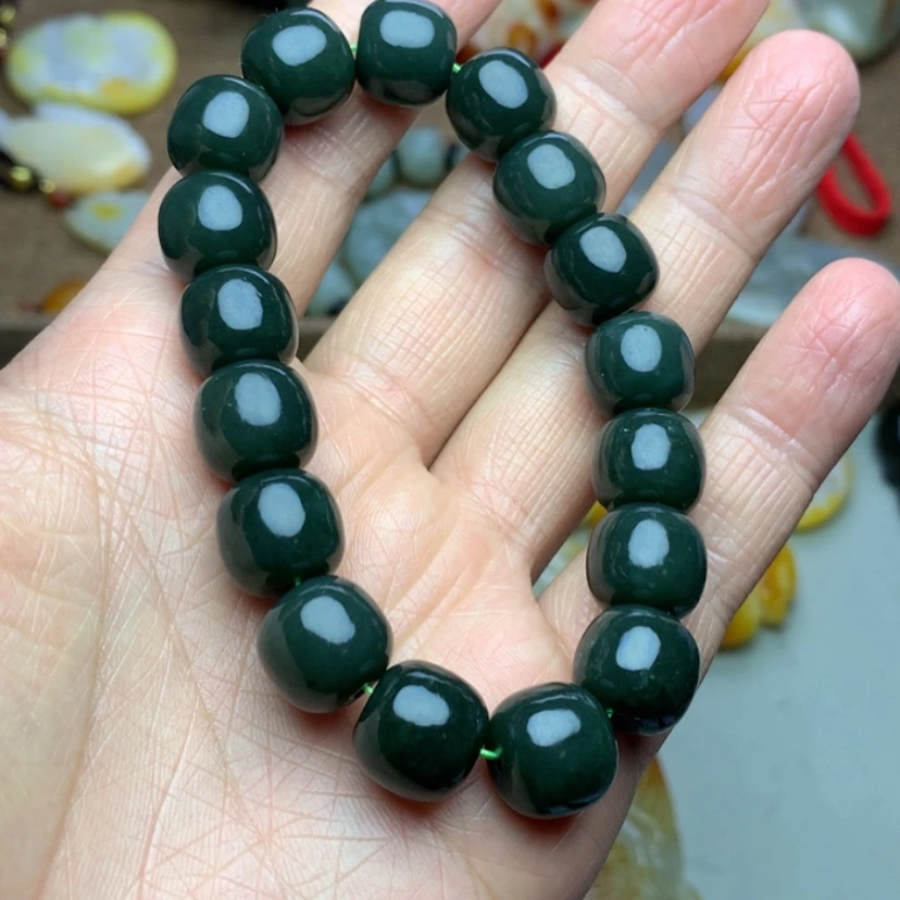 【闪购商品】颈饰未镶嵌和田玉
