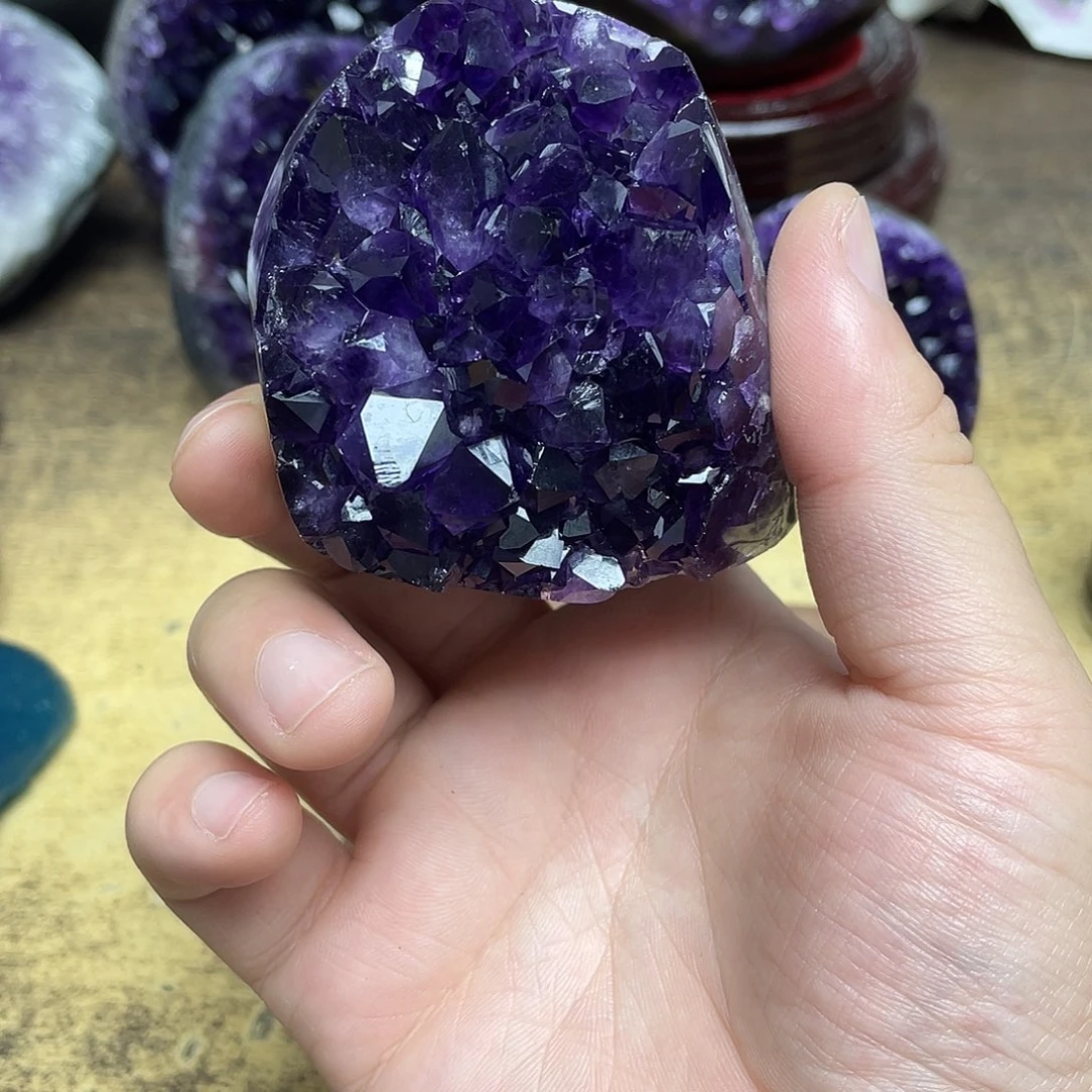 未镶嵌紫晶大型摆件（非配饰）