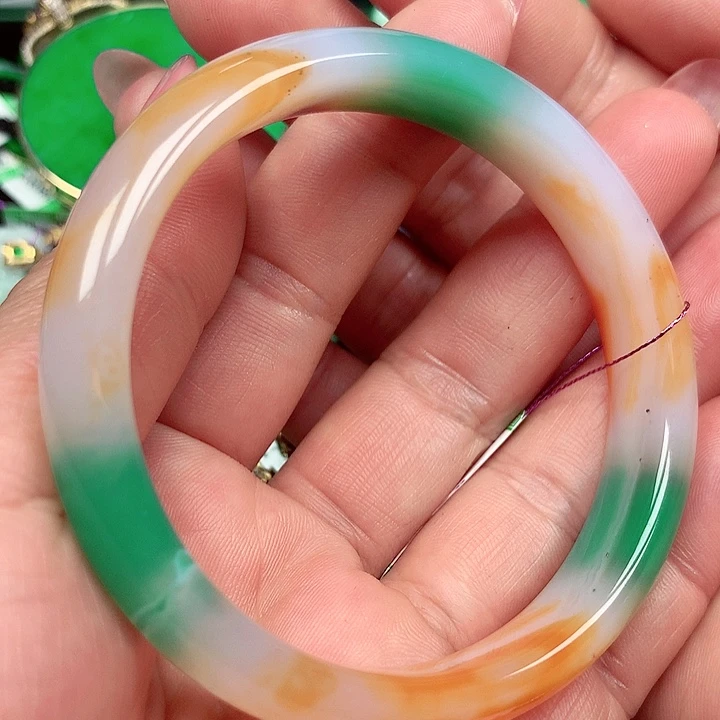 南红玛瑙手镯合金57