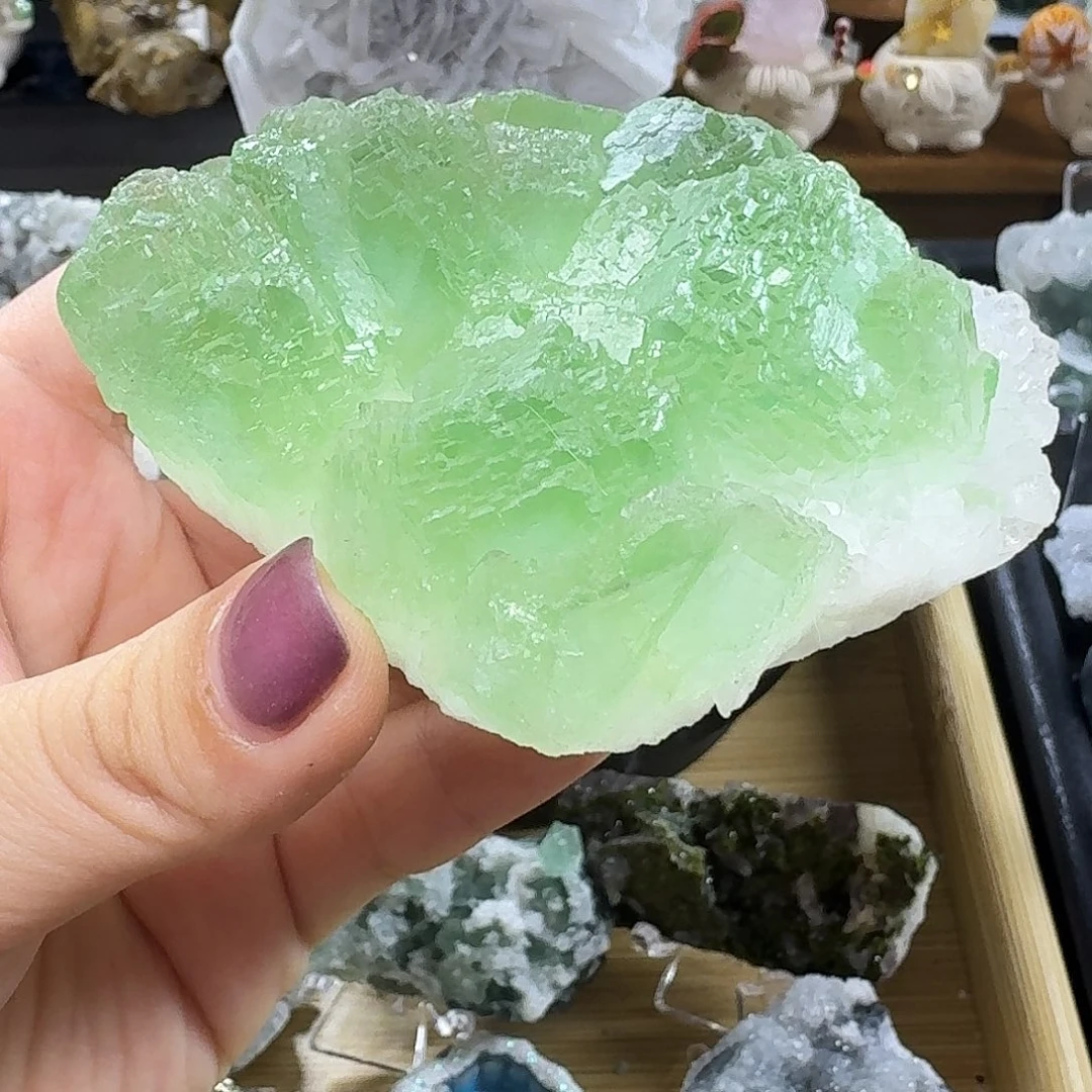 石材58号苹果绿阶梯萤石