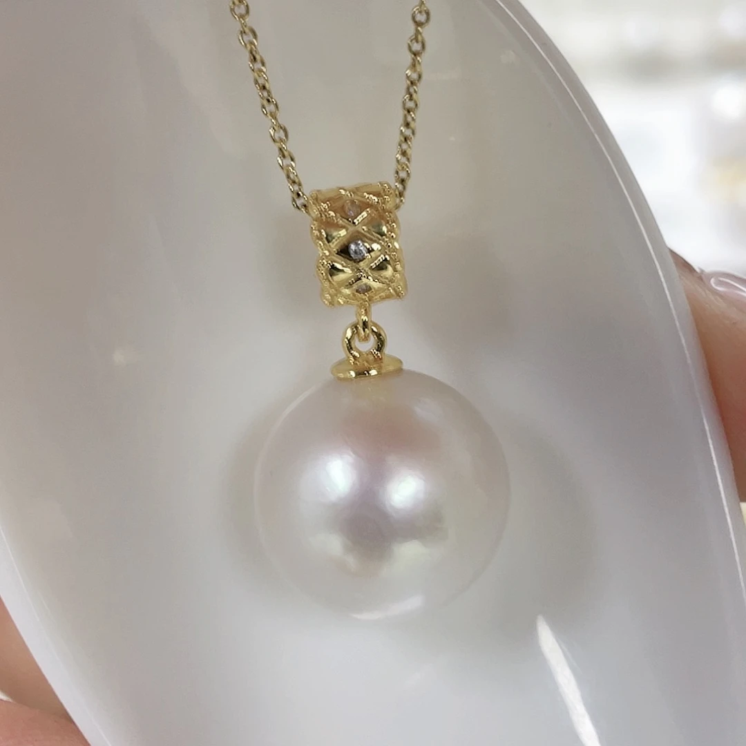 淡水珍珠吊坠(赠链)未镶嵌