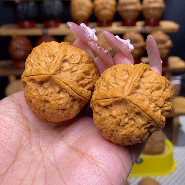 文玩核桃把件金鼎三楞39号