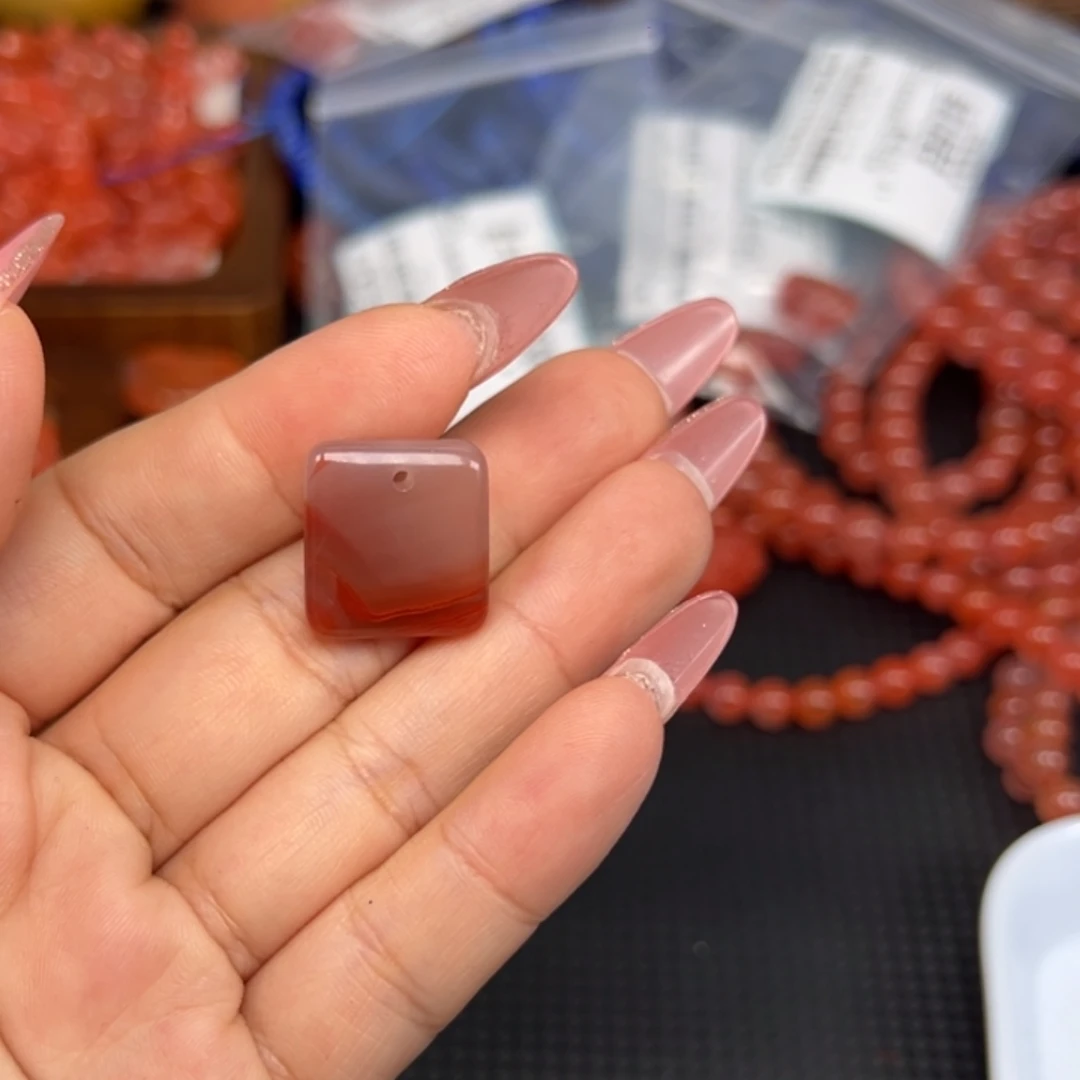 南红玛瑙未镶嵌吊坠(不含链)