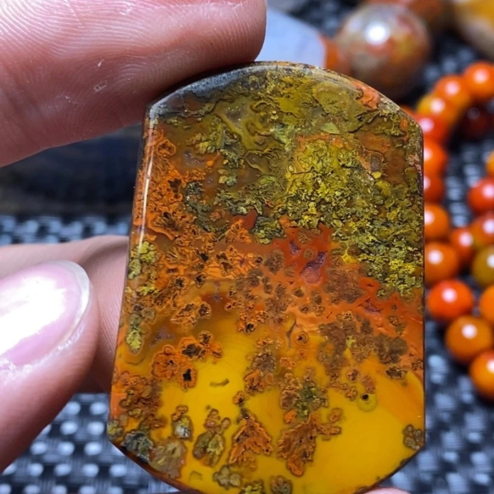 玛瑙/玉髓颈饰未镶嵌