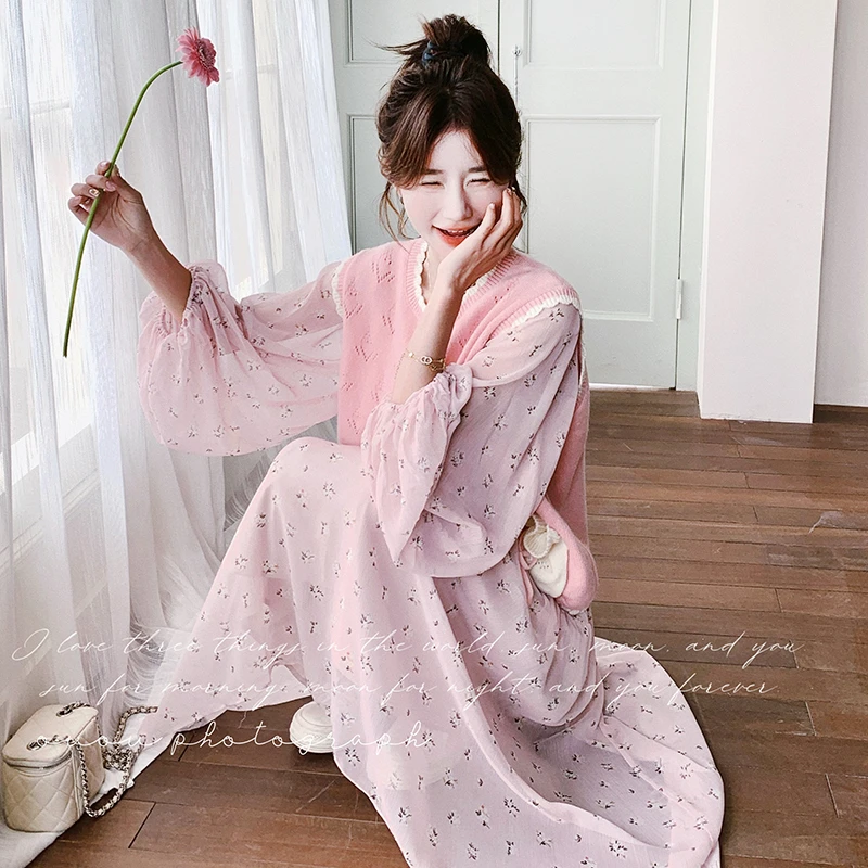 粉色毛衣背心碎花裙套装女2025春季新款超好看慵懒风连衣裙两件套