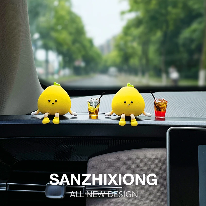 汽车中控台摆件2025新款车载柚子咖啡杯摆件创意车内可爱装饰摆饰