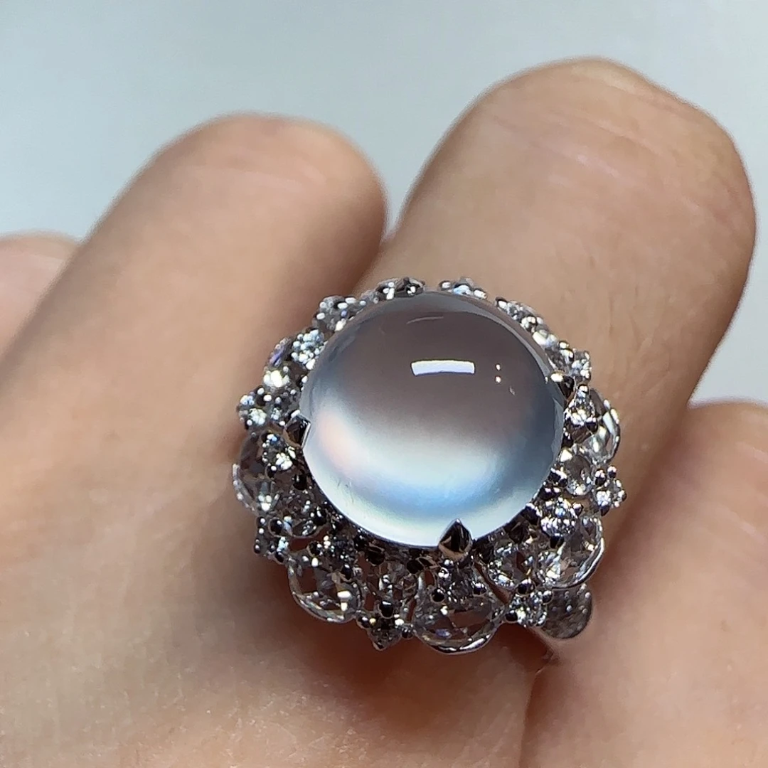 翡翠戒指18K金镶嵌戒指