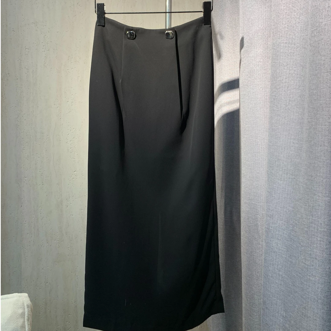 银色金属扣设计感黑色半裙简约高级百搭裙子