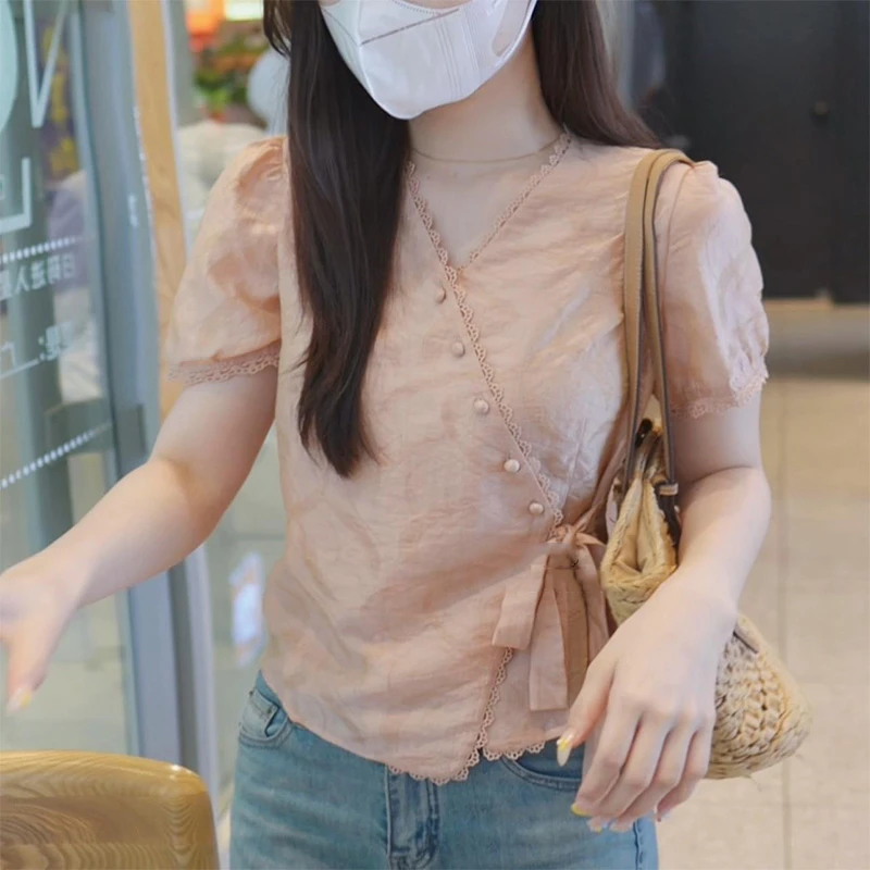 法式v领气质短袖衬衫女2025夏季新款时尚宽松遮肉显瘦开衫