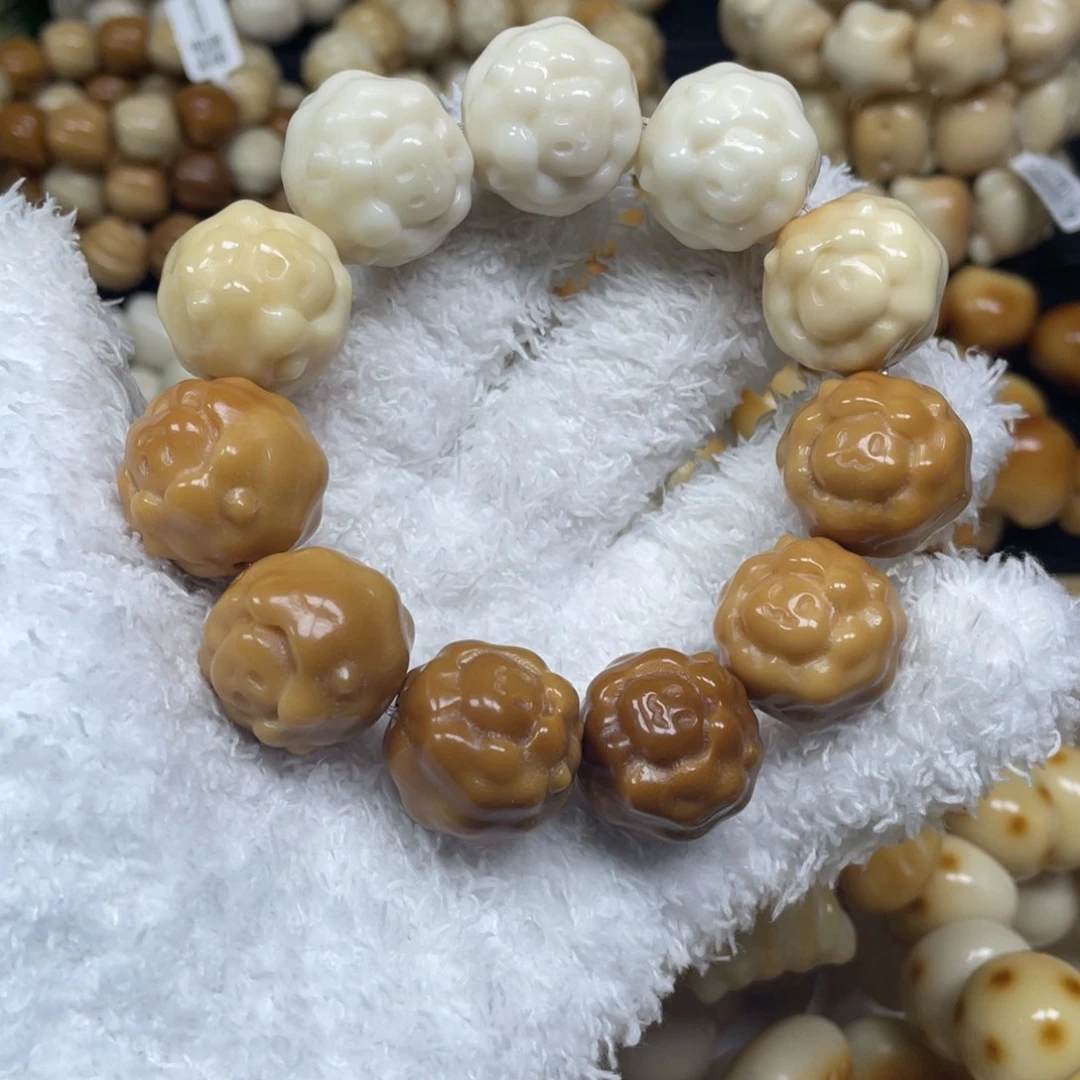 菩提根/象牙果手串12.30.6微瑕羊