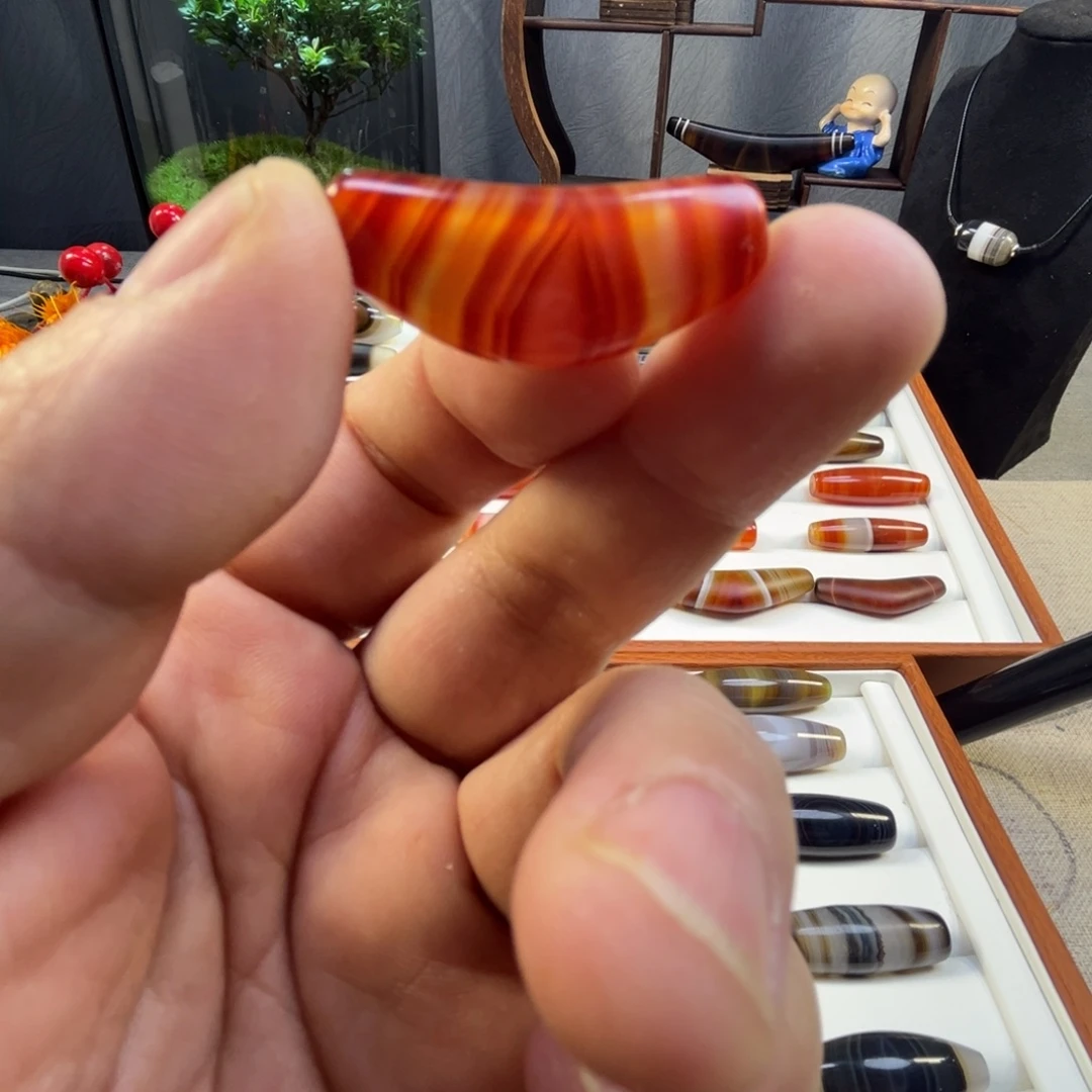 玛瑙/玉髓未镶嵌珠宝半成品