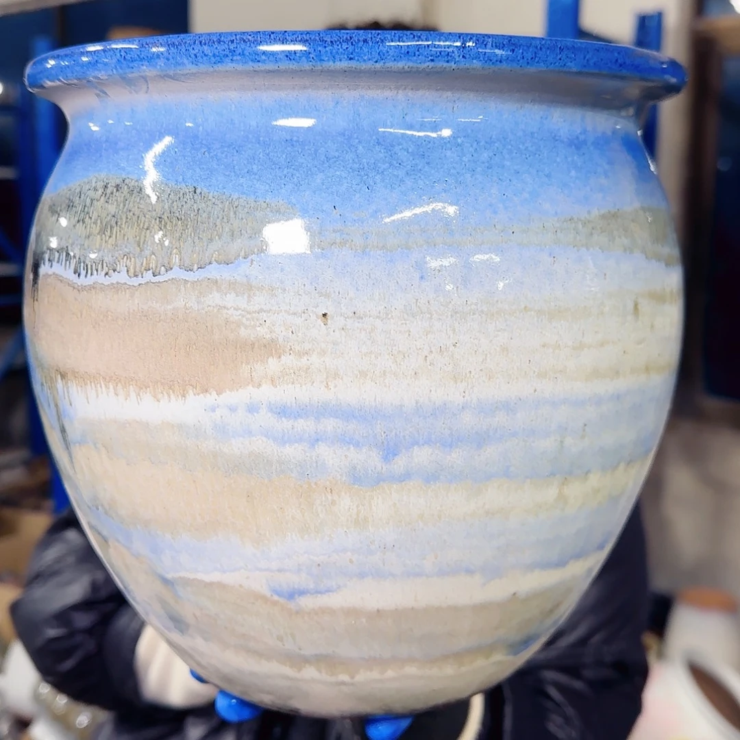 紫砂花盆高23宽25