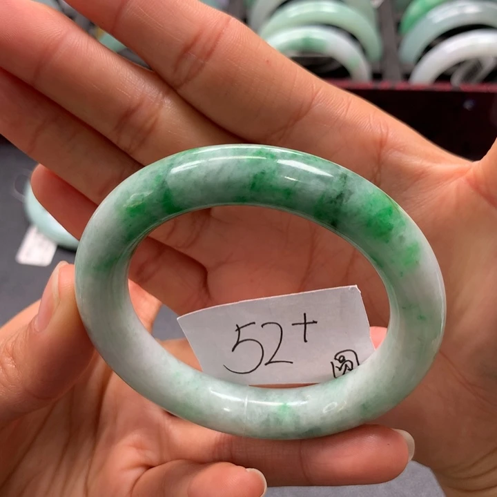 未镶嵌手镯翡翠手镯