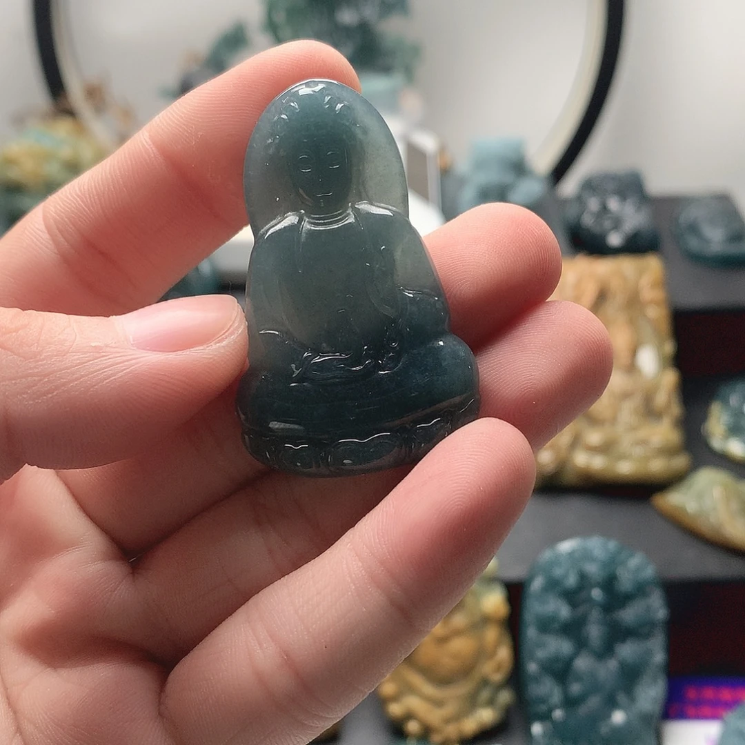 翡翠未镶嵌颈饰无