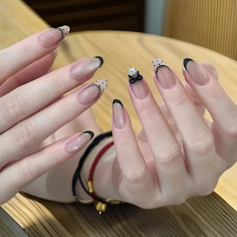 网红高级手工穿戴甲法式蕾丝猫眼黑色波点蝴蝶结高级感显白美甲