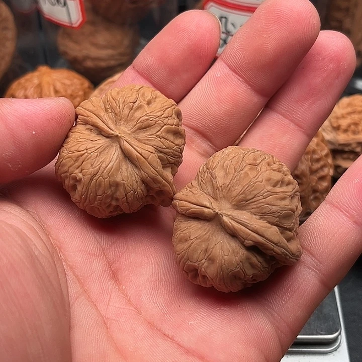 把件文玩核桃元宝38