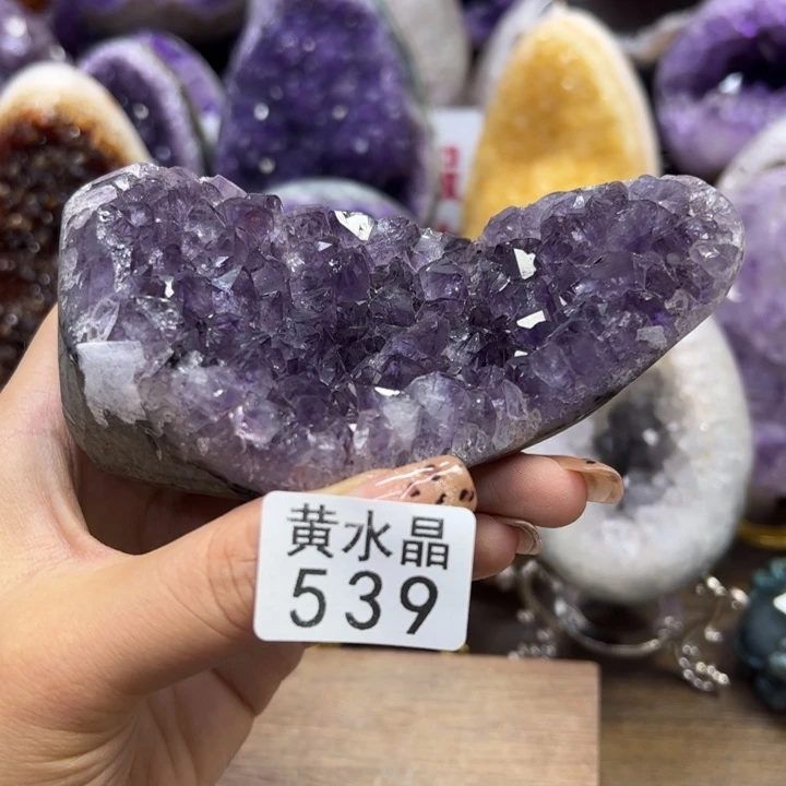 未镶嵌水晶大型摆件（非配饰）539