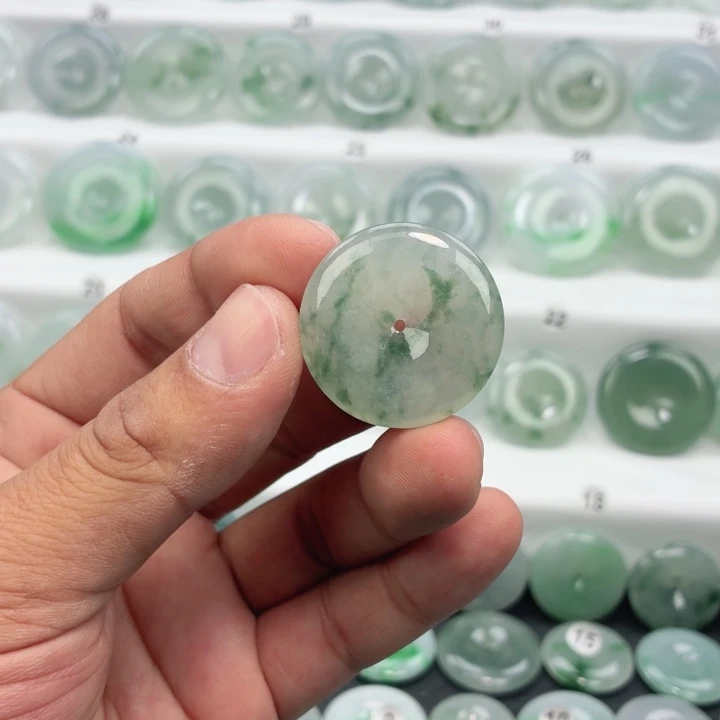 翡翠未镶嵌颈饰缅甸天然A货翡翠30.2-5.7