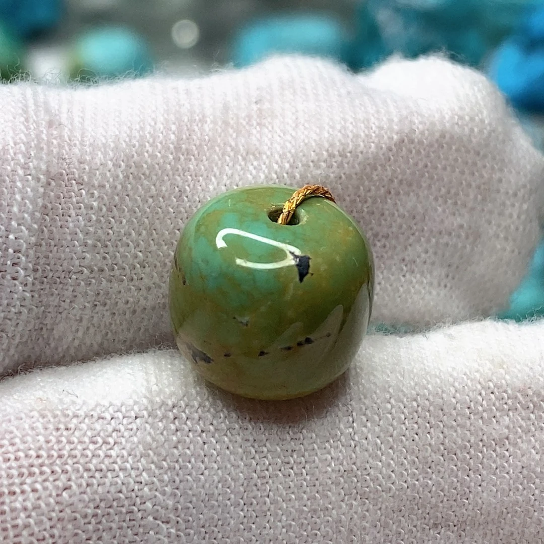 绿松石未镶嵌天然原矿 地大质检12mm