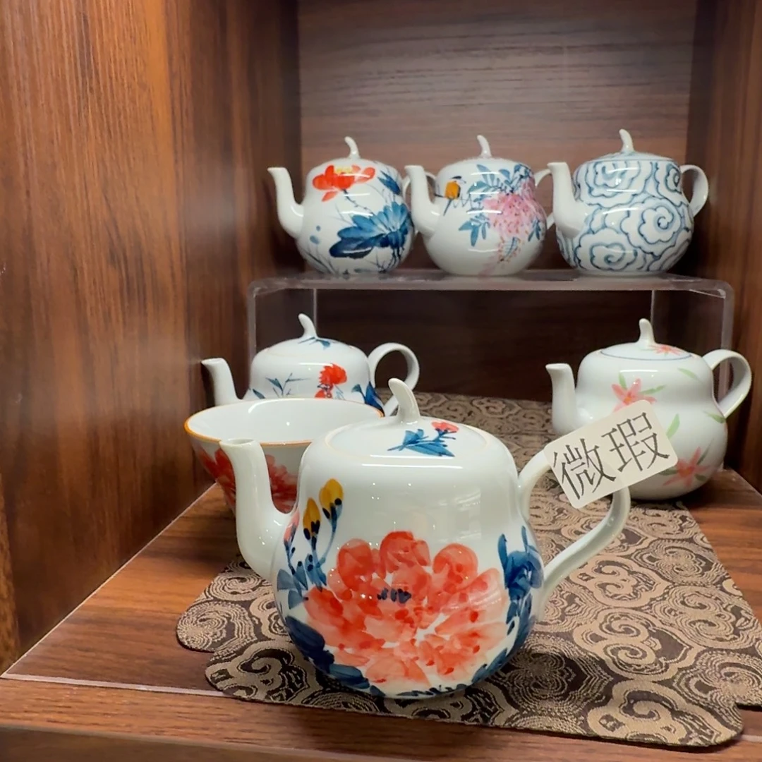 釉下手绘茶具微瑕