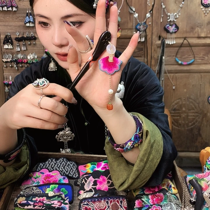 花岗石铁合金发簪