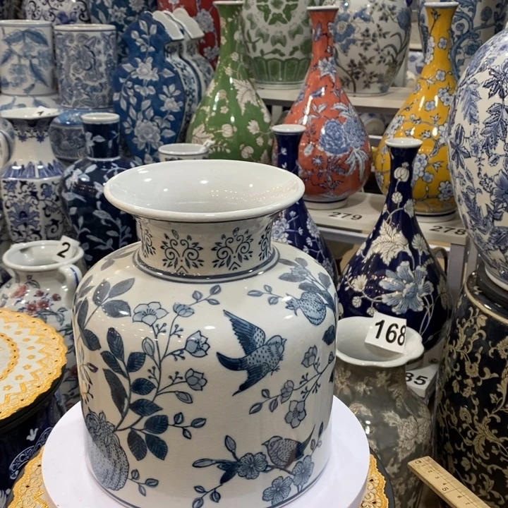 【闪购商品】摆件陶瓷花瓶高21摆件