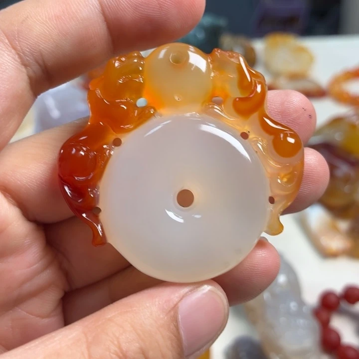 玛瑙/玉髓未镶嵌吊坠(不含链)