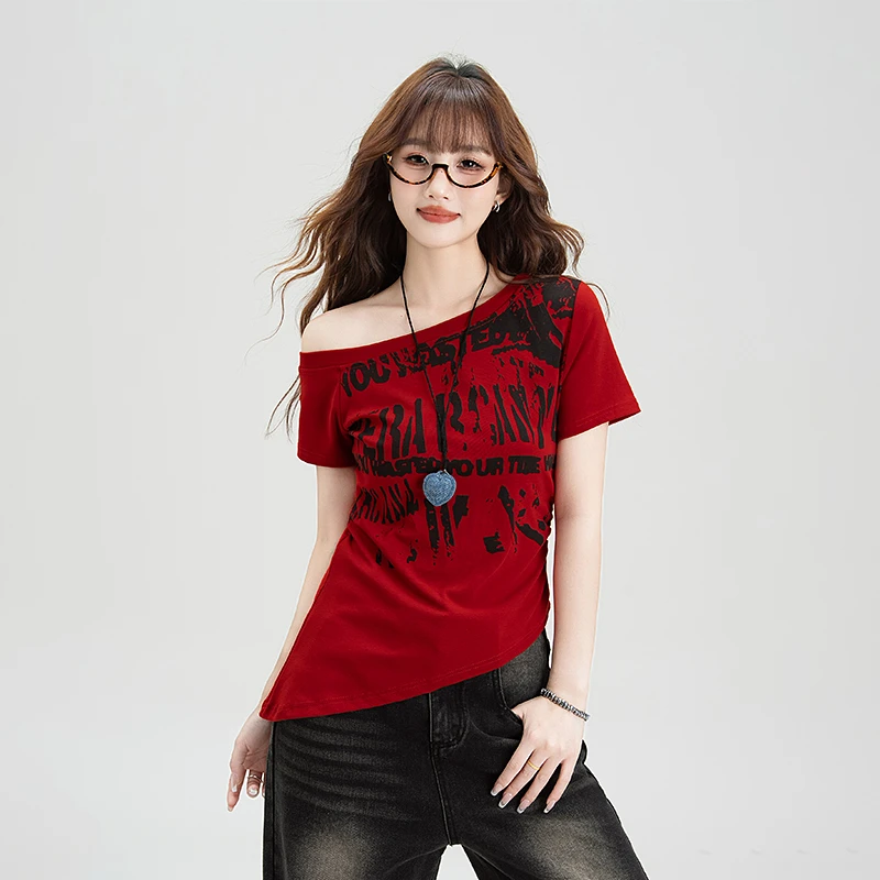 红色斜肩短袖T恤女2025夏季新款小众设计百搭修身显瘦不规则上衣
