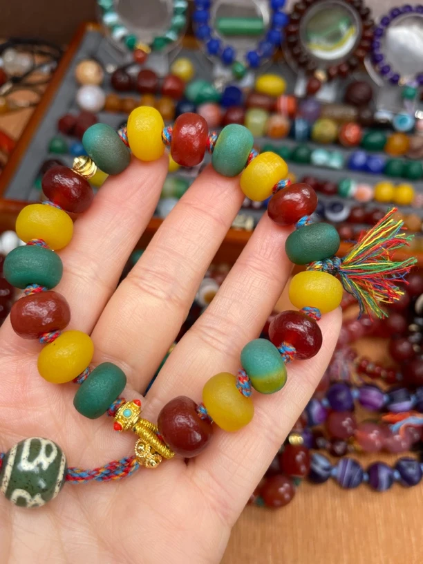 精品款高品质红绿黄灯玛瑙手串福禄寿老玛瑙