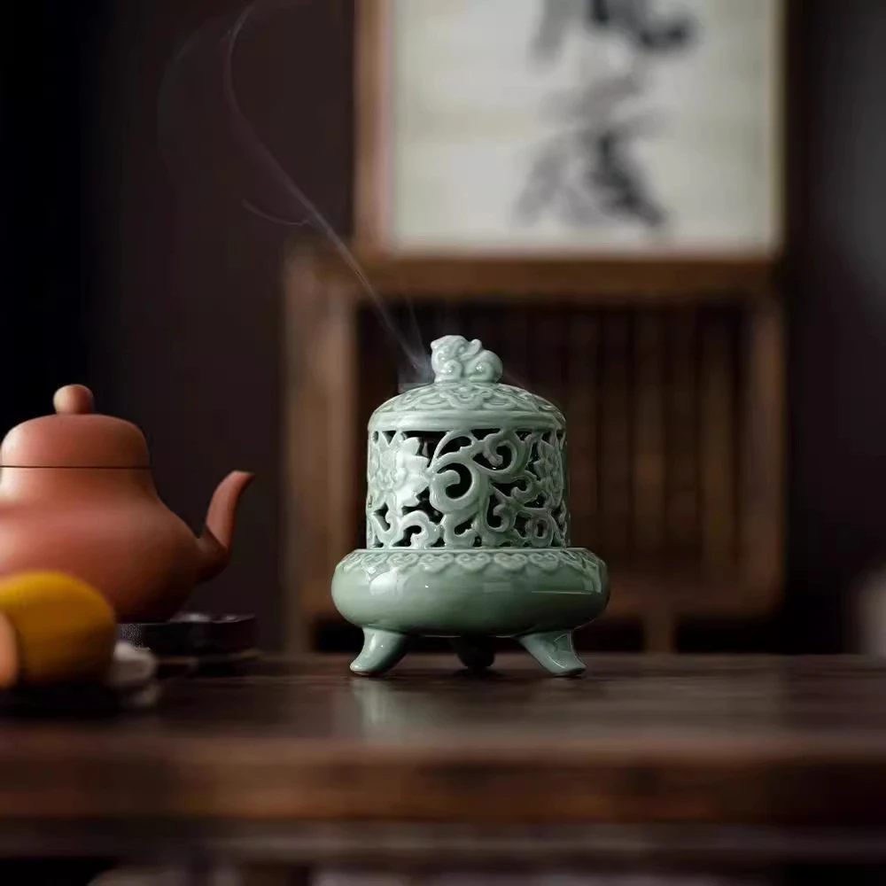 宋式陶瓷三足圆肚莲花盘香炉创意复古客厅摆件沉香禅意香薰炉家用