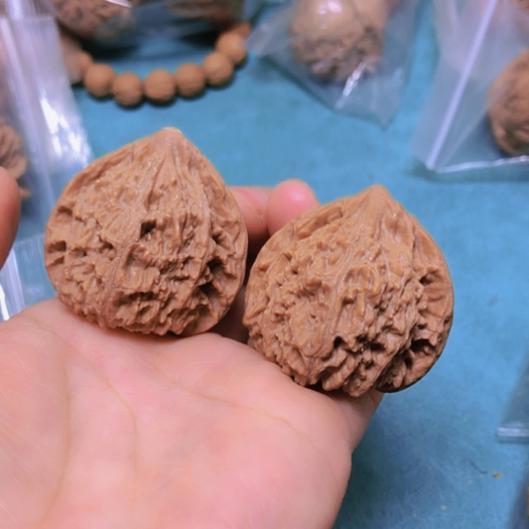 【闪购商品】摆件核桃38流星雨修尖