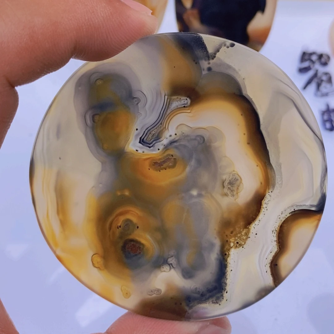 玛瑙/玉髓颈饰未镶嵌