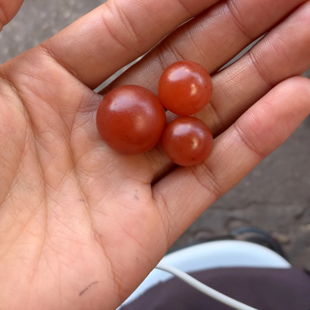 南红玛瑙挂件未镶嵌