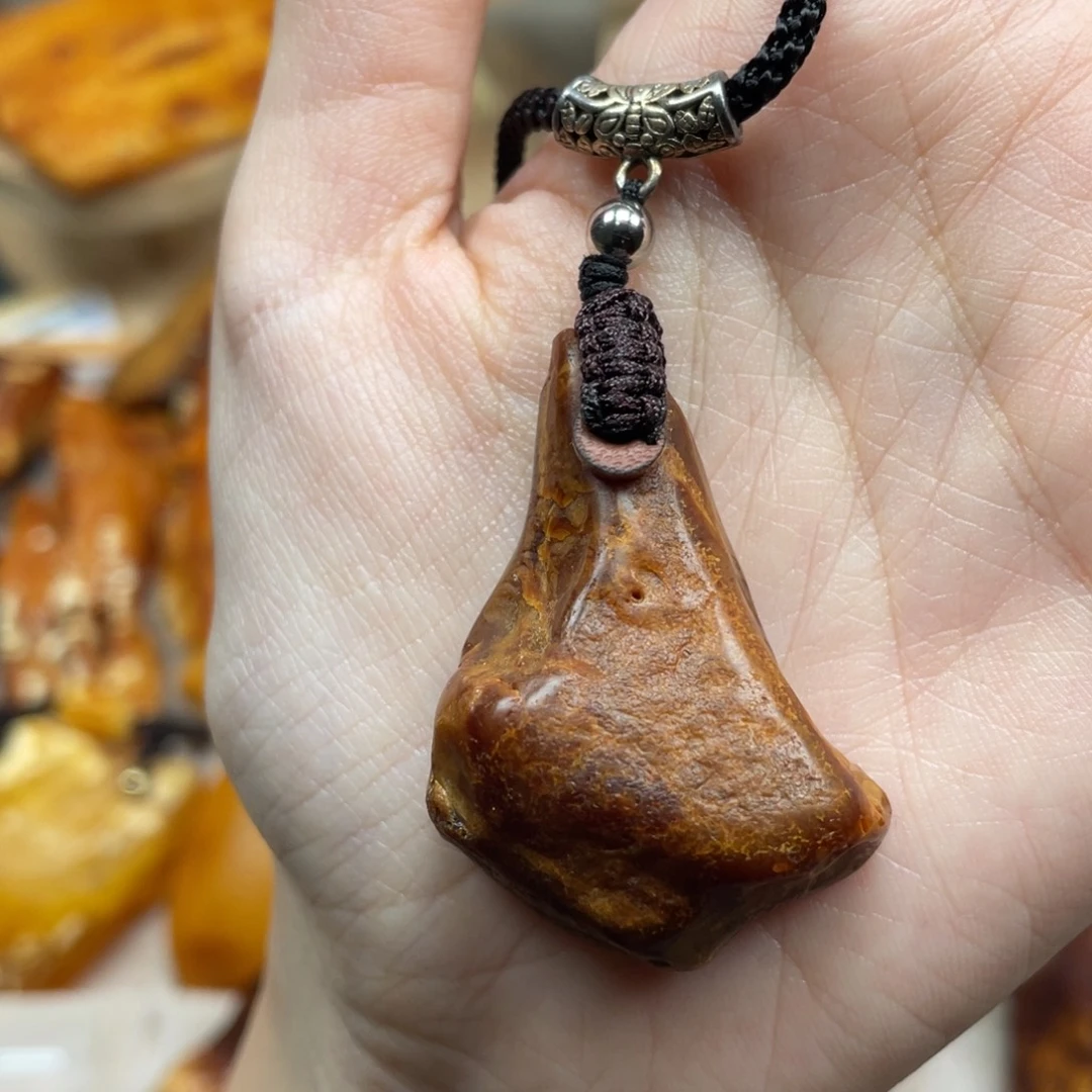 琥珀未镶嵌珠宝奇石